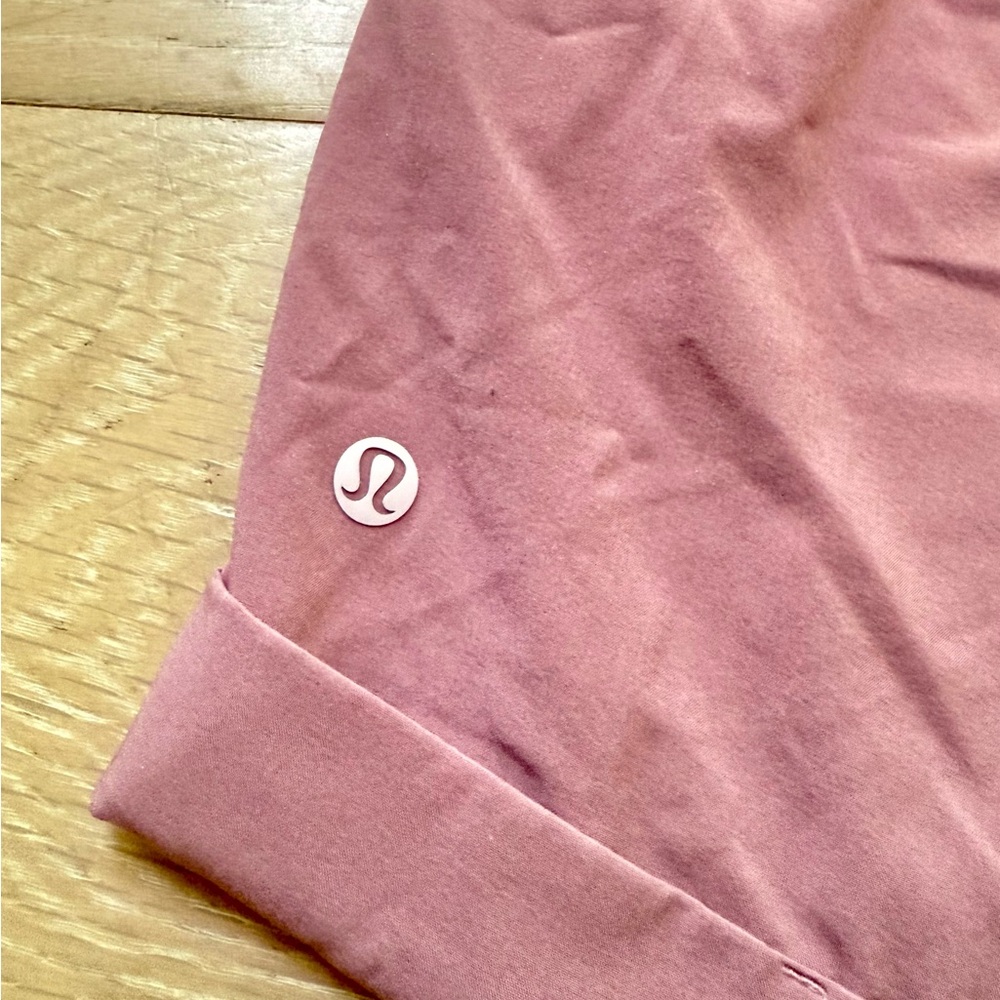 lululemon athletica Rose Pink Drawstring Athletic Shorts - Picture 2 of 4
